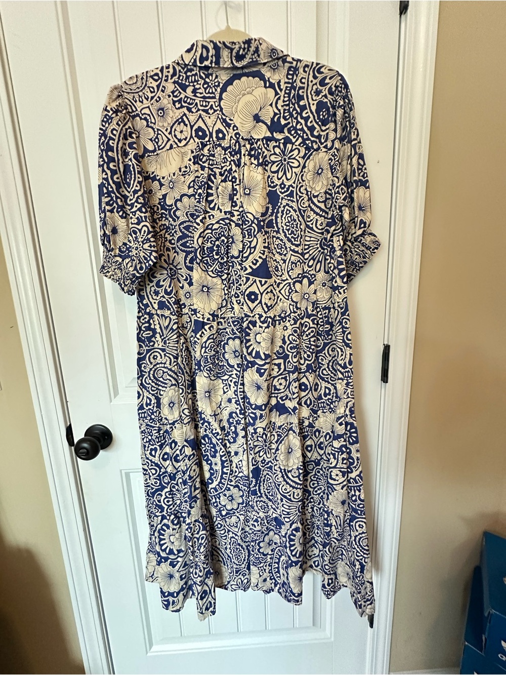 Umgee Blue and Cream Floral Tiered Midi Dress - Picture 3 of 4